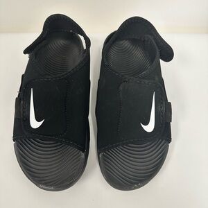 Kids Nike Sandals. Size 1